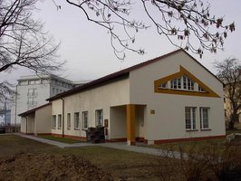 Budova Regionálního pracoviště Plzeň SÚJB, Klatovská 200 f, 301 00 Plzeň, areál bývalých kasáren Plzeň-Bory Budova Regionálního pracoviště Plzeň SÚJB, Klatovská 200 f, 301 00 Plzeň, areál bývalých kasáren Plzeň-Bory
