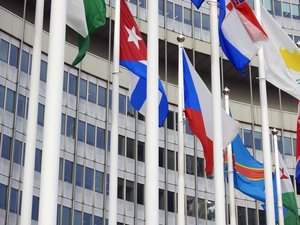 Fotografie: Česká vlajka ve Vienna International Centre, kde sídlí MAAE